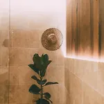Daire Alpi - Private & Living
