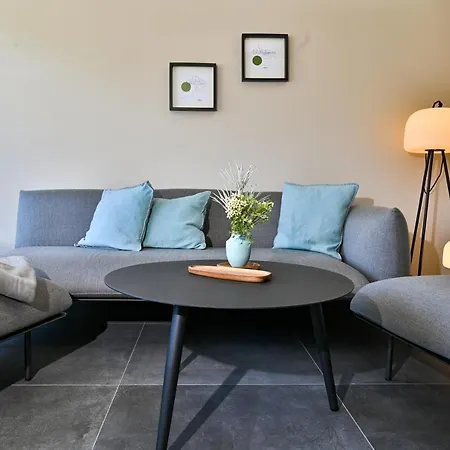 Alpi - Private & Living Apartman *