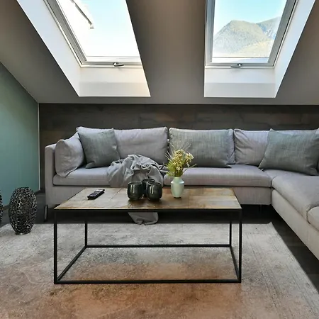 Alpi - Private & Living