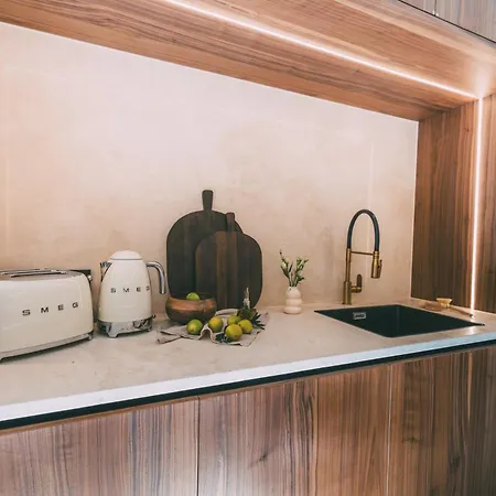 Alpi - Private & Living *