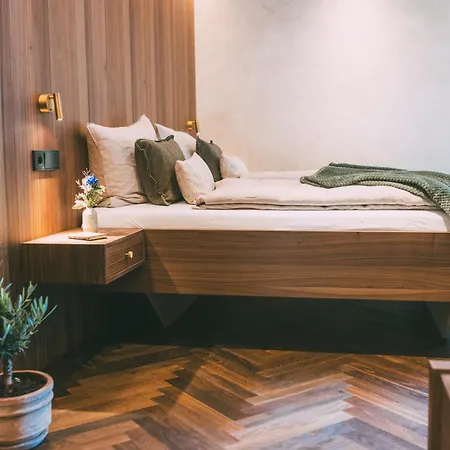 Apartment Alpi - Private & Living
