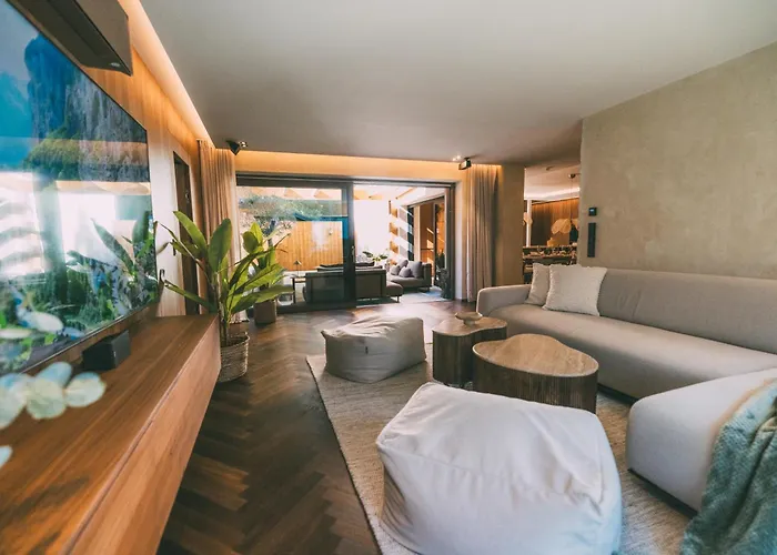 Alpi - Private & Living Apartment *