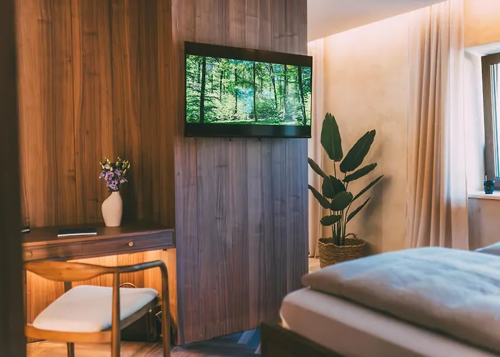 Alpi - Private & Living *