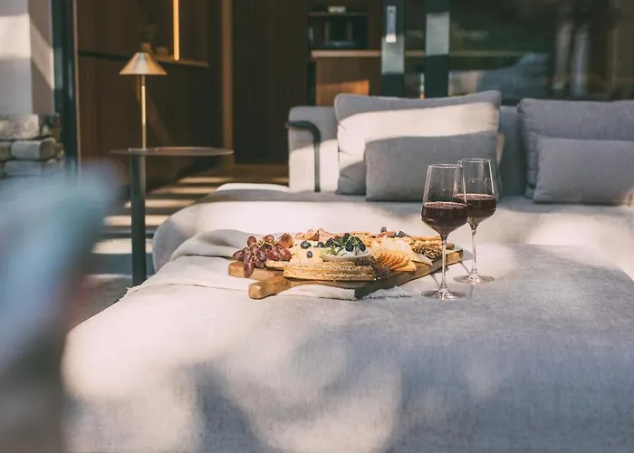 Alpi - Private & Living