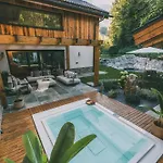 Alpi - Private & Living *