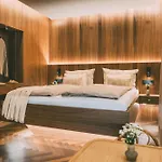 Alpi - Private & Living * Грайнау