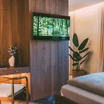 Alpi - Private & Living *