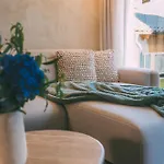 Alpi - Private & Living