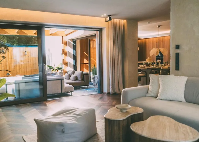 Alpi - Private & Living *