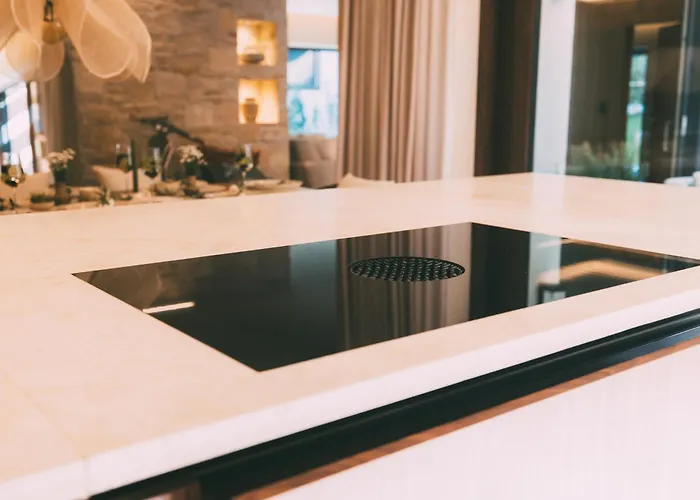 Alpi - Private & Living * Грайнау